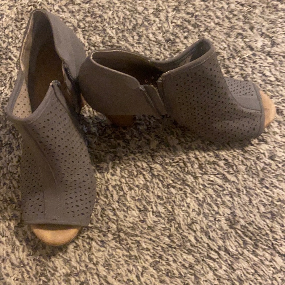 Ankle booties